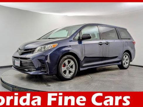 Used 2019 Toyota Sienna L image 1