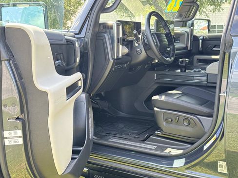 Used 2026 GMC Hummer EV 4x4 Crew Cab w/ Extreme Off-Road Package image 13