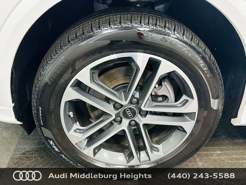 Certified 2025 Audi Q5 Premium w/ Convenience Package image 33