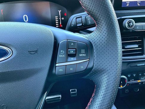 Used 2024 Ford Escape ST-Line image 19