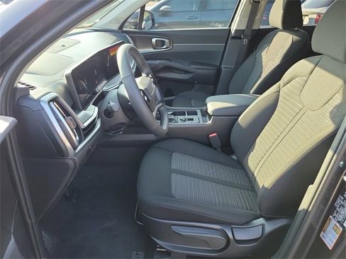 New 2026 Kia Sorento LX image 21