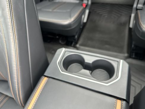 Used 2023 Ford Expedition Platinum AWD/4WD image 82