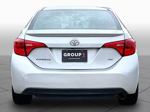 Used 2019 Toyota Corolla SE FWD image 5
