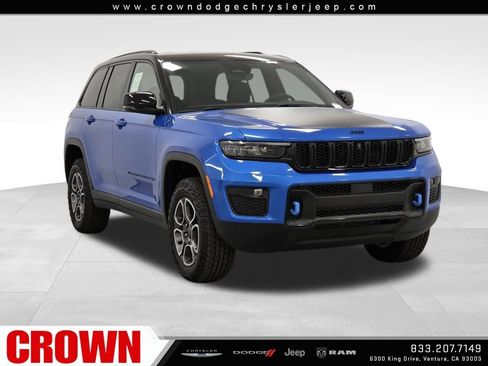 New 2023 Jeep Grand Cherokee Trailhawk image 3