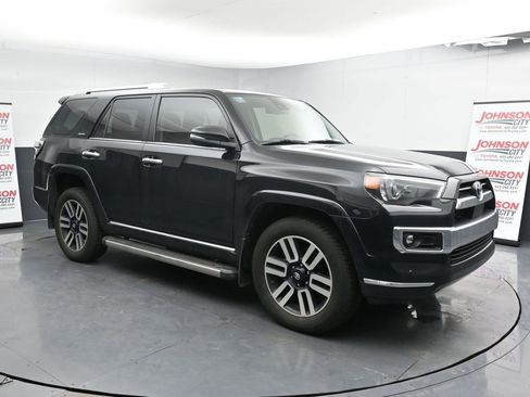 Used 2021 Toyota 4Runner Limited image 2