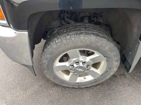 Used 2019 Chevrolet Silverado 2500 W/T w/ Snow Plow Prep Package image 25