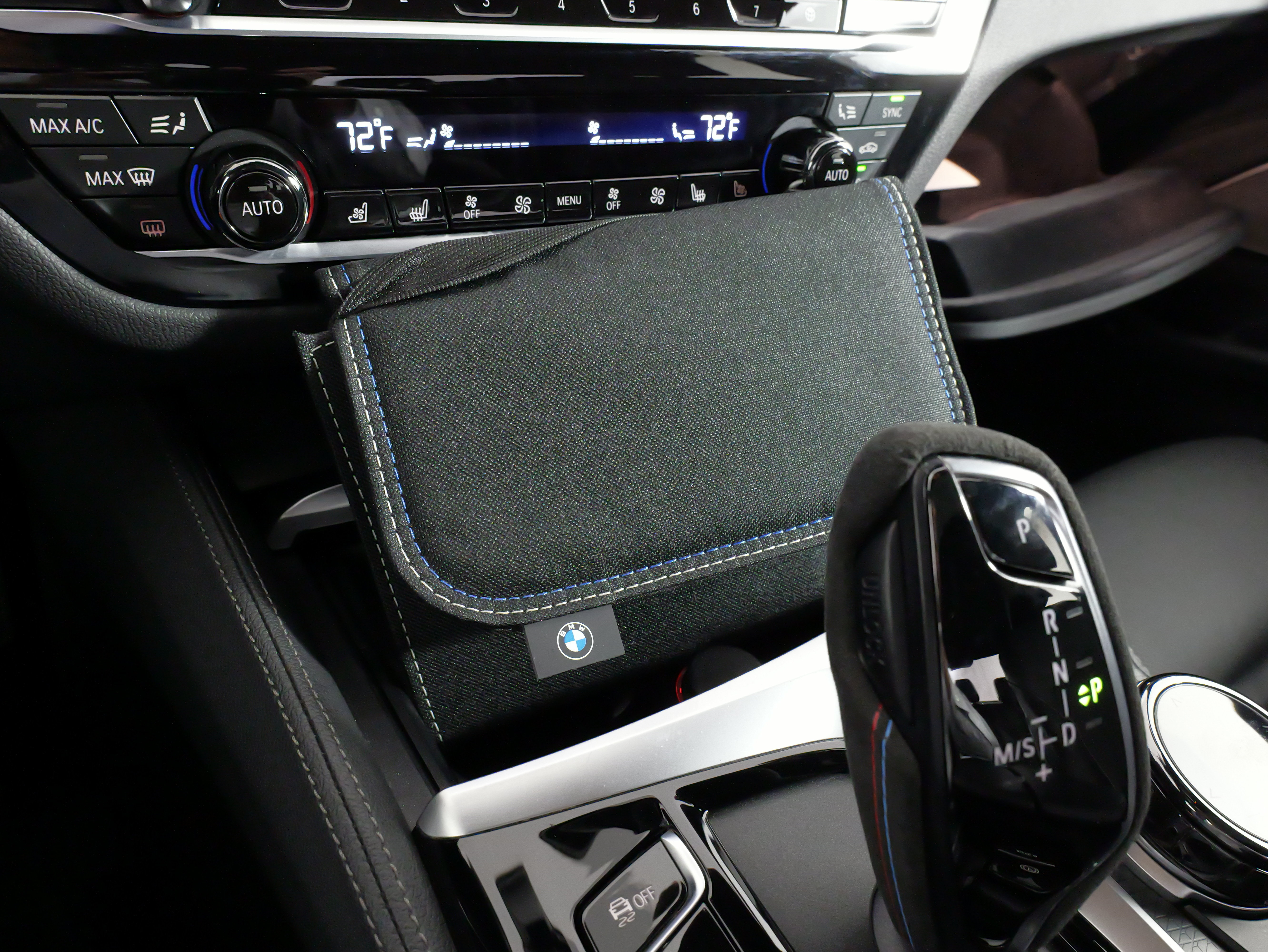 Used 2023 BMW M550i xDrive w/ Executive Package AWD/4WD image 59