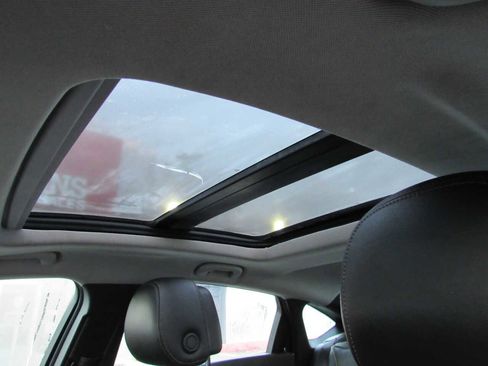 Used 2014 Chevrolet Impala LTZ image 15