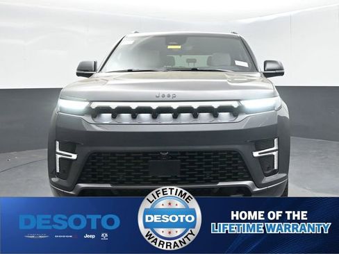 New 2026 Jeep Grand Wagoneer Limited AWD/4WD image 3