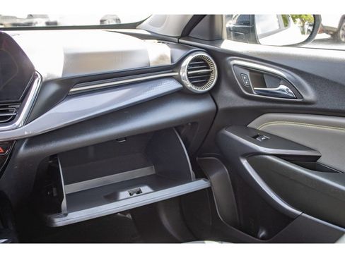 Used 2026 Chevrolet Trax ACTIV w/ Driver Confidence Package FWD image 49