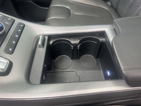 Used 2024 Hyundai Palisade Calligraphy image 27