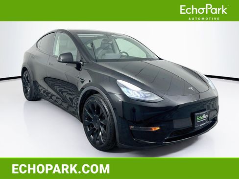 Used 2021 Tesla Model Y Long Range AWD/4WD image 1