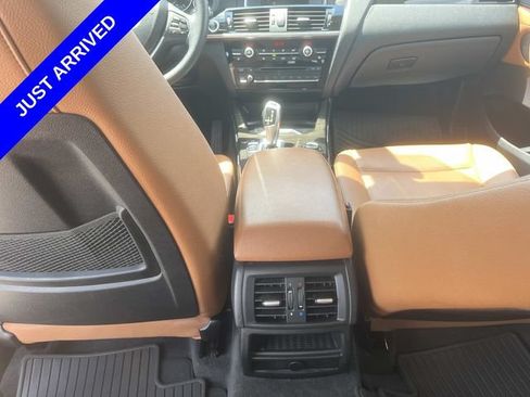 Used 2017 BMW X3 sDrive28i RWD image 17