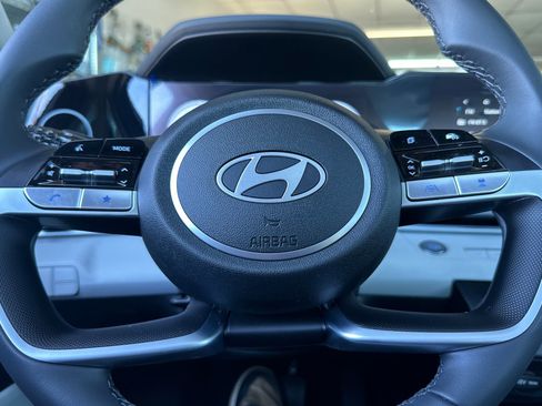 New 2026 Hyundai Elantra Limited FWD image 23