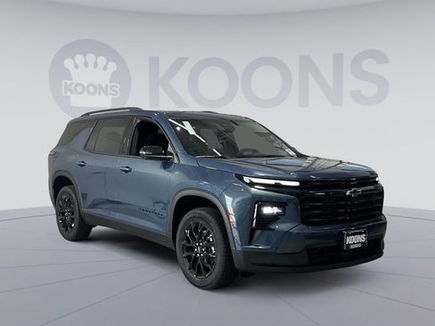 New 2026 Chevrolet Traverse LT w/ Enhanced Driving Package image 18