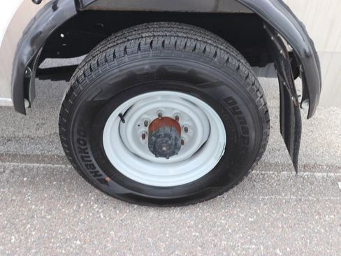 Used 2024 Ford E-350 and Econoline 350 Super Duty w/ Power Windows & Locks Group RWD image 22