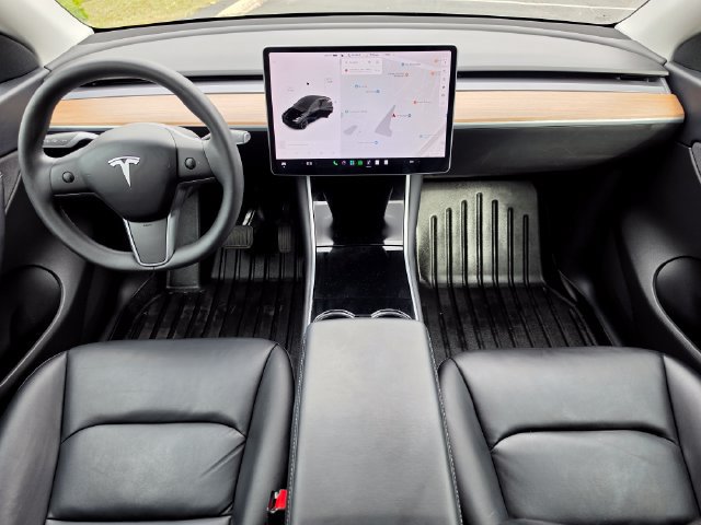 Used 2020 Tesla Model Y Long Range AWD/4WD image 2
