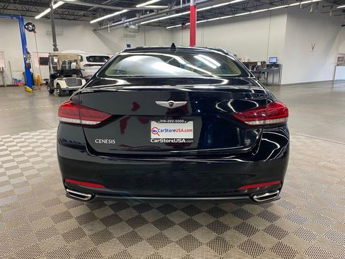 Used 2016 Hyundai Genesis 3.8 image 9