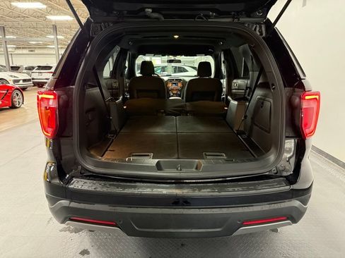 Used 2019 Ford Explorer XLT AWD/4WD image 22