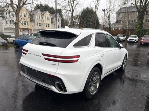 Used 2025 Genesis GV70 2.5T Advanced w/ Advanced Package image 4