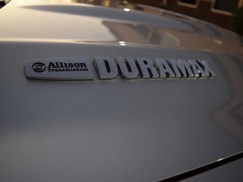 Used 2019 Chevrolet Silverado 2500 LTZ w/ Duramax Plus Package image 45
