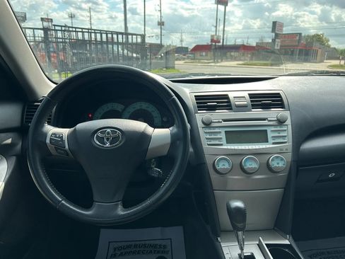 Used 2007 Toyota Camry SE image 19