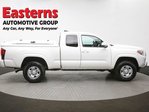 Used 2022 Toyota Tacoma SR w/ SR Convenience Package image 44