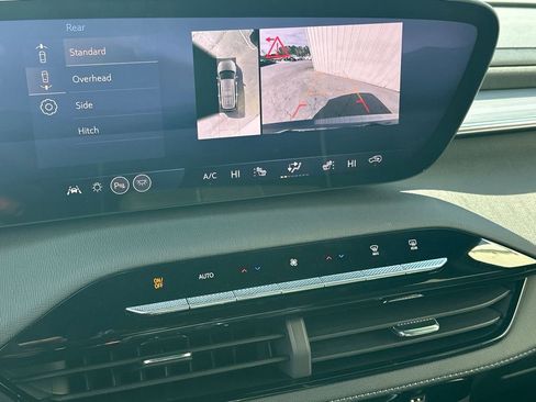New 2026 Buick Enclave Preferred w/ Power Package FWD image 31