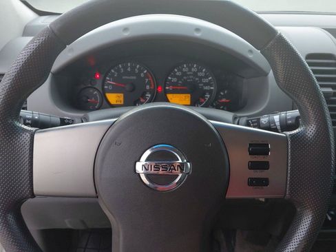 Used 2012 Nissan Xterra X AWD/4WD image 30