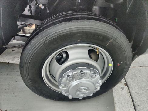 New 2026 RAM 5500 Tradesman w/ Chrome Appearance Group image 24