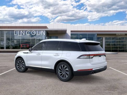 New 2026 Lincoln Aviator 2WD image 4