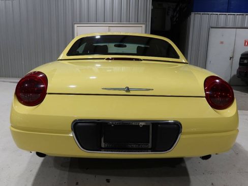 Used 2002 Ford Thunderbird RWD image 4