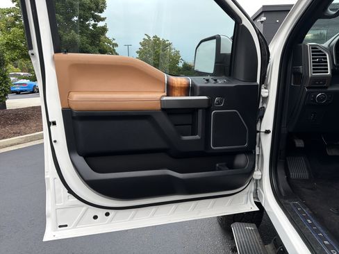 Used 2016 Ford F150 Limited w/ Trailer Tow Package AWD/4WD image 15
