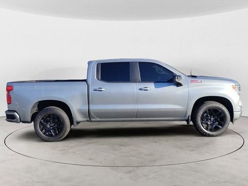 Used 2024 Chevrolet Silverado 1500 RST image 6
