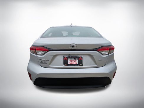 Used 2024 Toyota Corolla LE image 4