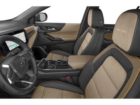 Used 2025 Chevrolet Equinox ACTIV w/ Safety and Technology Package AWD/4WD image 12