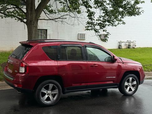 Used 2016 Jeep Compass High Altitude image 6