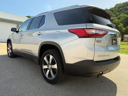 Used 2018 Chevrolet Traverse LT AWD/4WD image 7