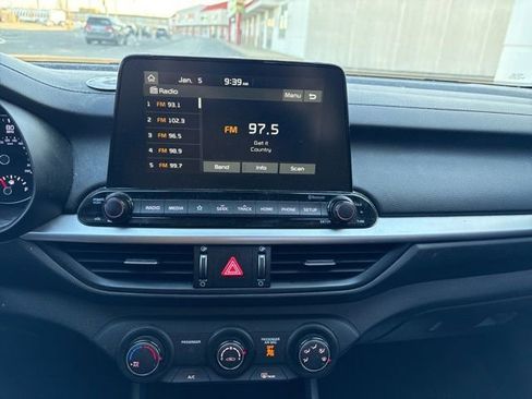 Used 2021 Kia Forte LXS image 13