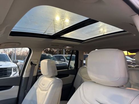 Certified 2024 Cadillac XT6 Premium Luxury image 12