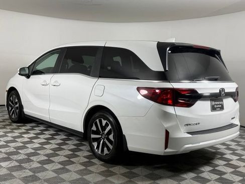 Used 2025 Honda Odyssey EX-L image 6