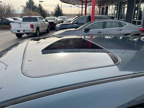 Used 2013 Nissan Juke SV image 20