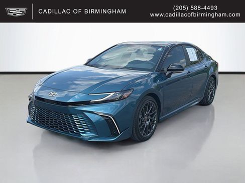 Used 2025 Toyota Camry XSE FWD image 1