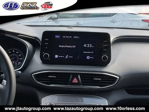 Used 2022 Hyundai Santa Fe SE AWD/4WD image 17