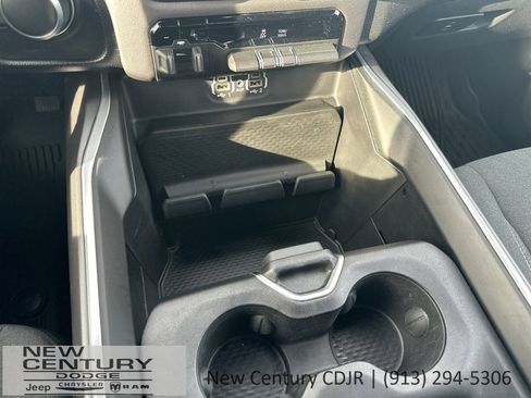 Used 2023 RAM 1500 Big Horn image 35