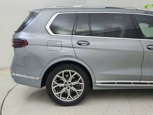 Used 2025 BMW X7 xDrive40i AWD/4WD image 12