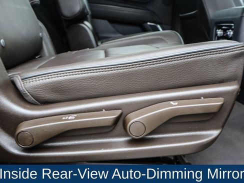 Used 2023 GMC Yukon Denali w/ Max Trailering Package image 18