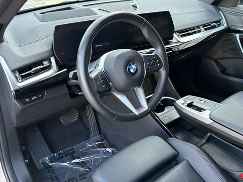 Used 2026 BMW X2 xDrive28i AWD/4WD image 4