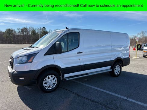 Used 2024 Ford Transit 250 Low Roof w/ Exterior Upgrade Package image 7