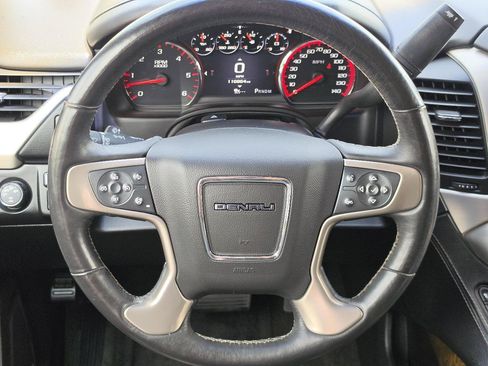 Used 2016 GMC Yukon XL Denali AWD/4WD image 23